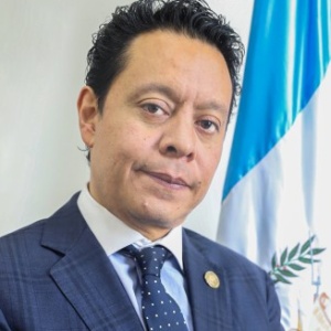 Candido Fernando Leal Gómez