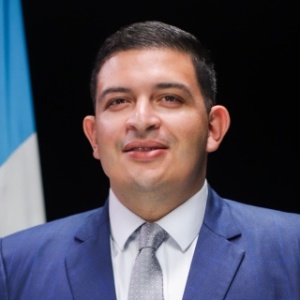 Kevyn Luis Carlo Escobar Castillo